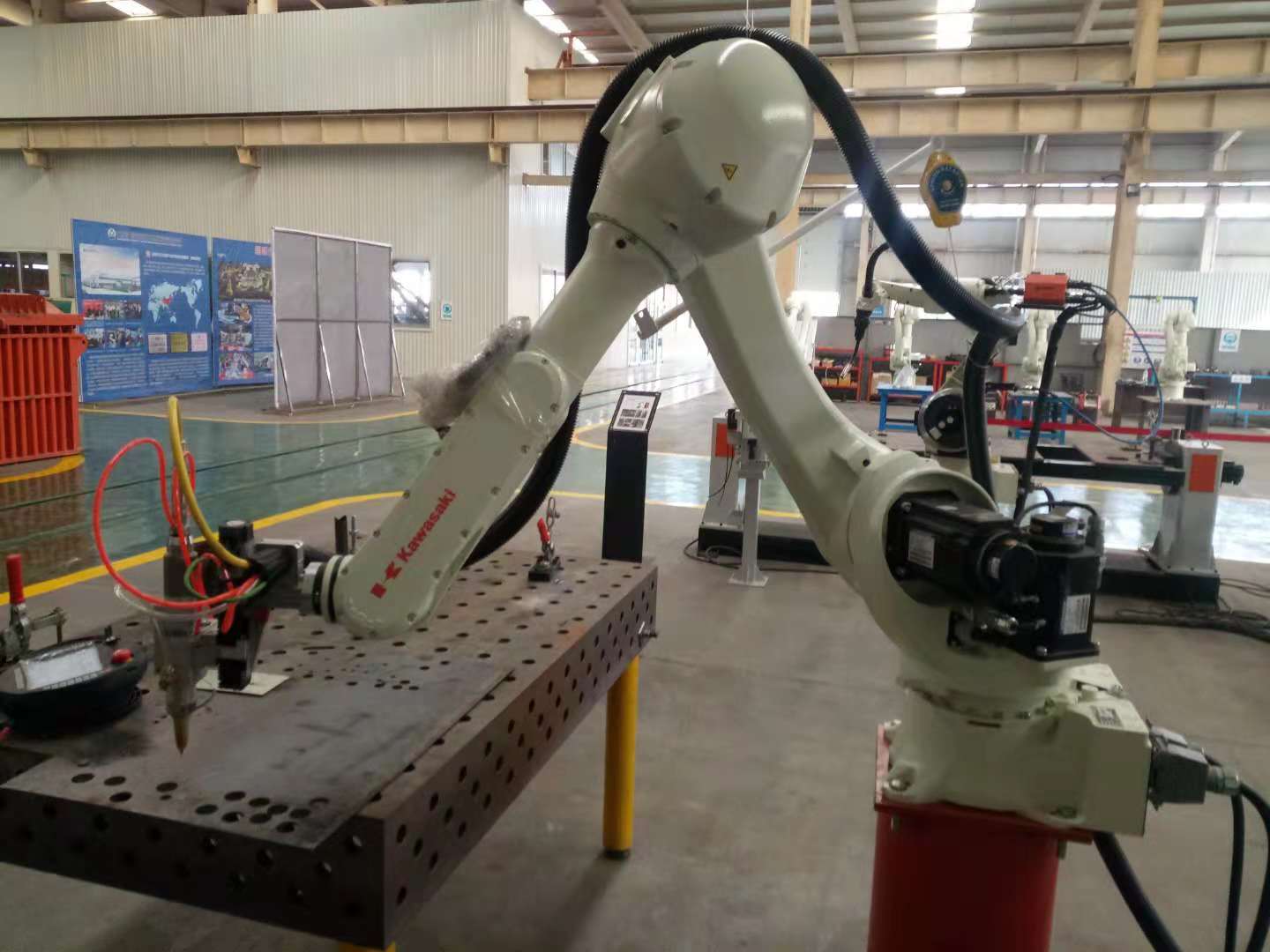 碳钢激光切割机器人